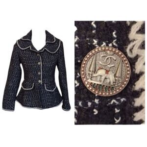 Tweed Wool Jacket CC buttons fitted ruffle neck designer blazer size S